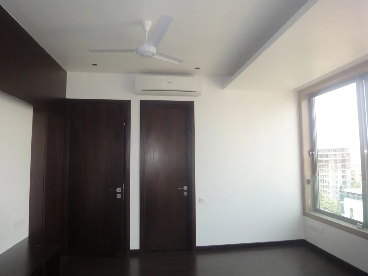 3 BHK Semi Furnished in Chitra, Santacruz West - Photo 6