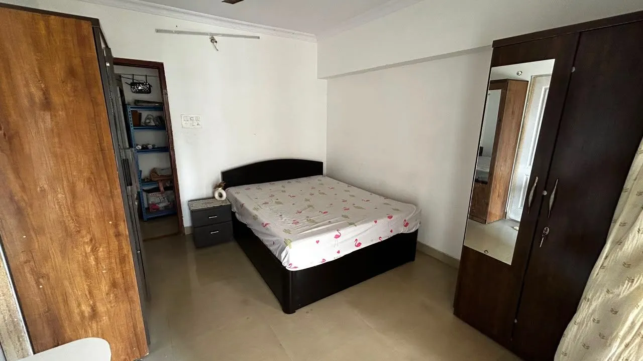 3 BHK Semi Furnished in Grace Pinnacle, Andheri West - Photo 2