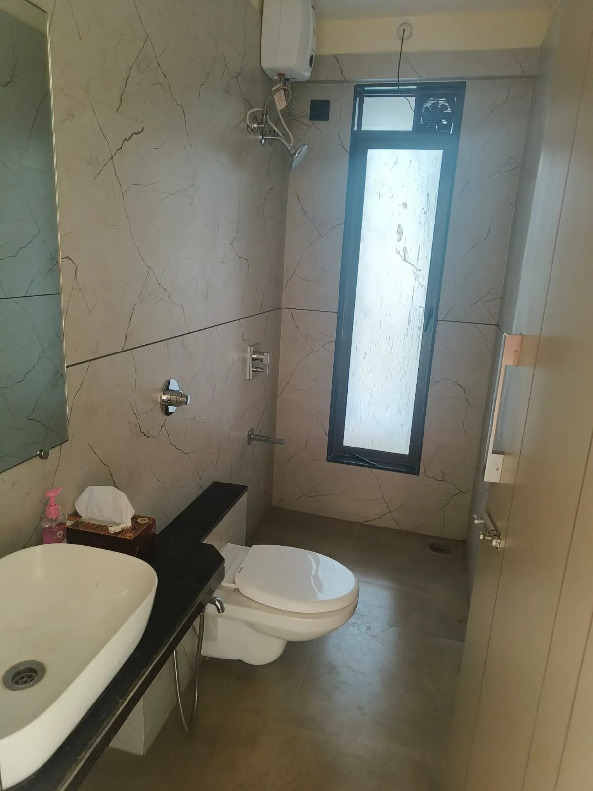 2 BHK in Sosar Solitaire, Khar West - Photo 1