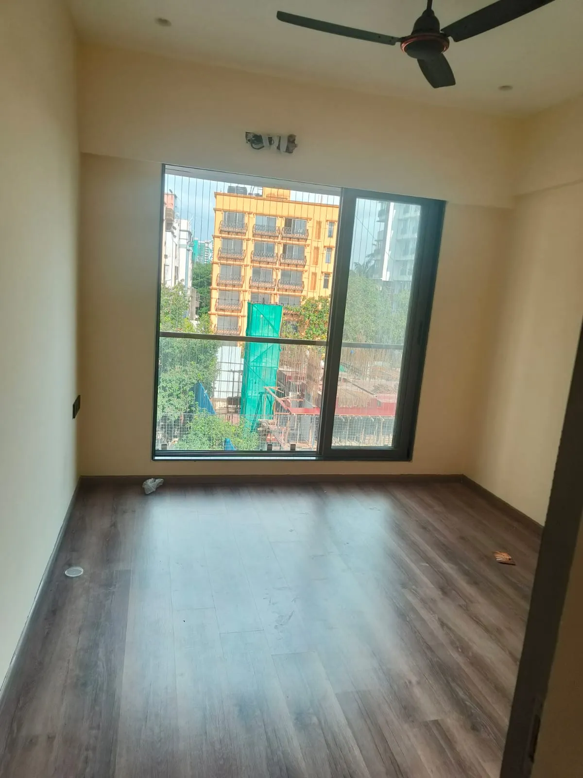 2 BHK in Sosar Solitaire, Khar West - Photo 4