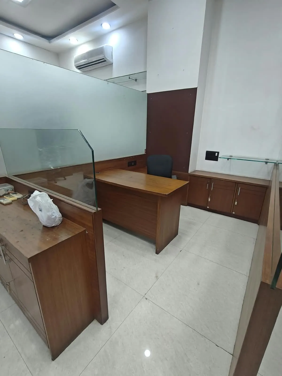 Office in Morya Landmark II, Andheri West - Photo 2